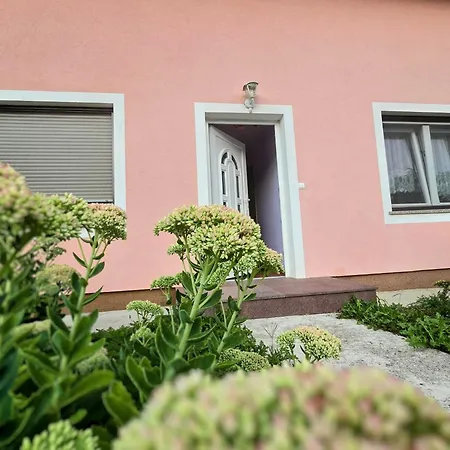 At Granny's Apartamento Maribor